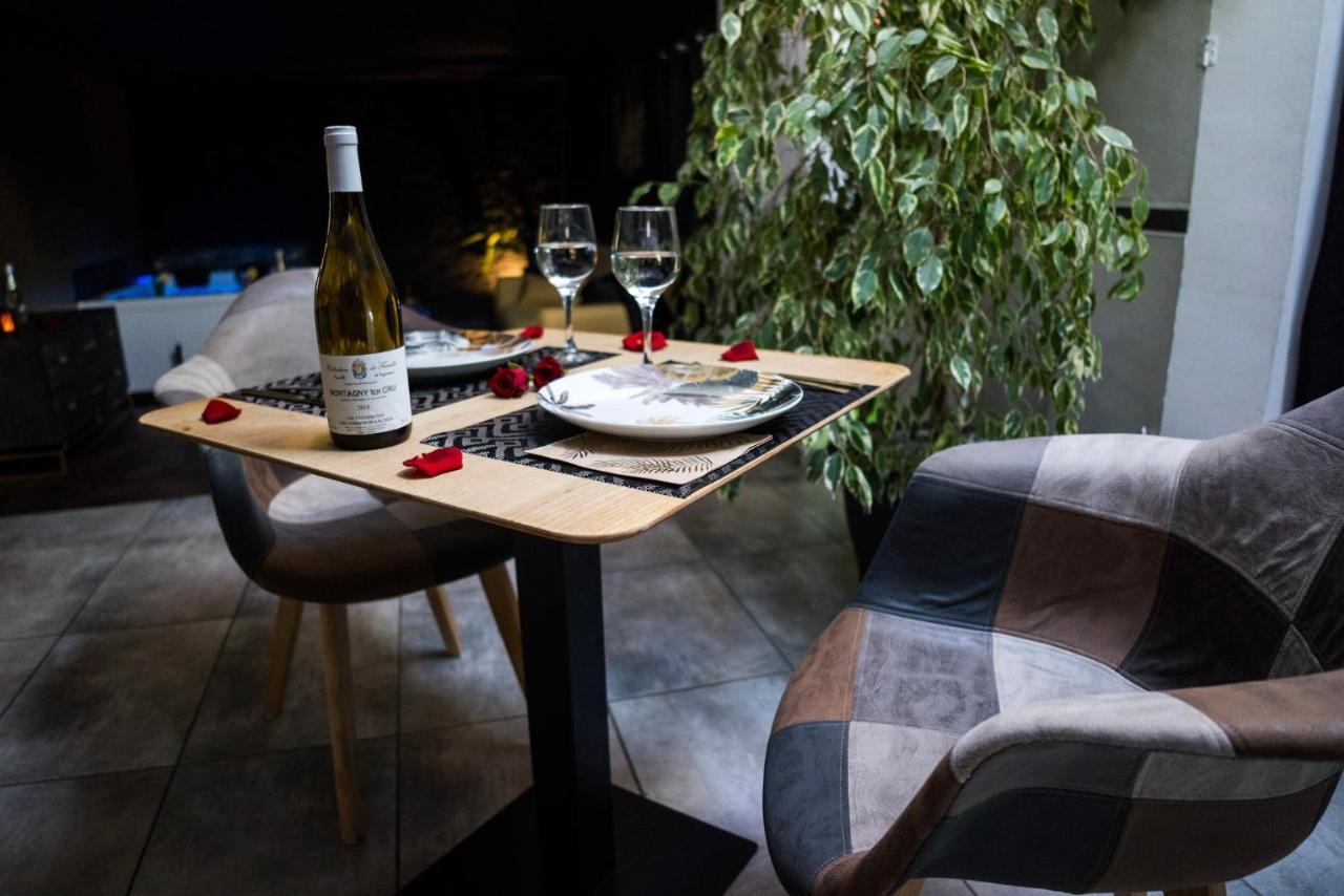 LOVE Suites&SPA Le Loft avec Jacuzzi privatif Médis Exterior foto