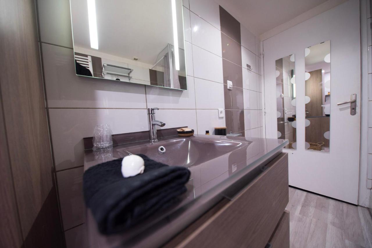 LOVE Suites&SPA Le Loft avec Jacuzzi privatif Médis Exterior foto